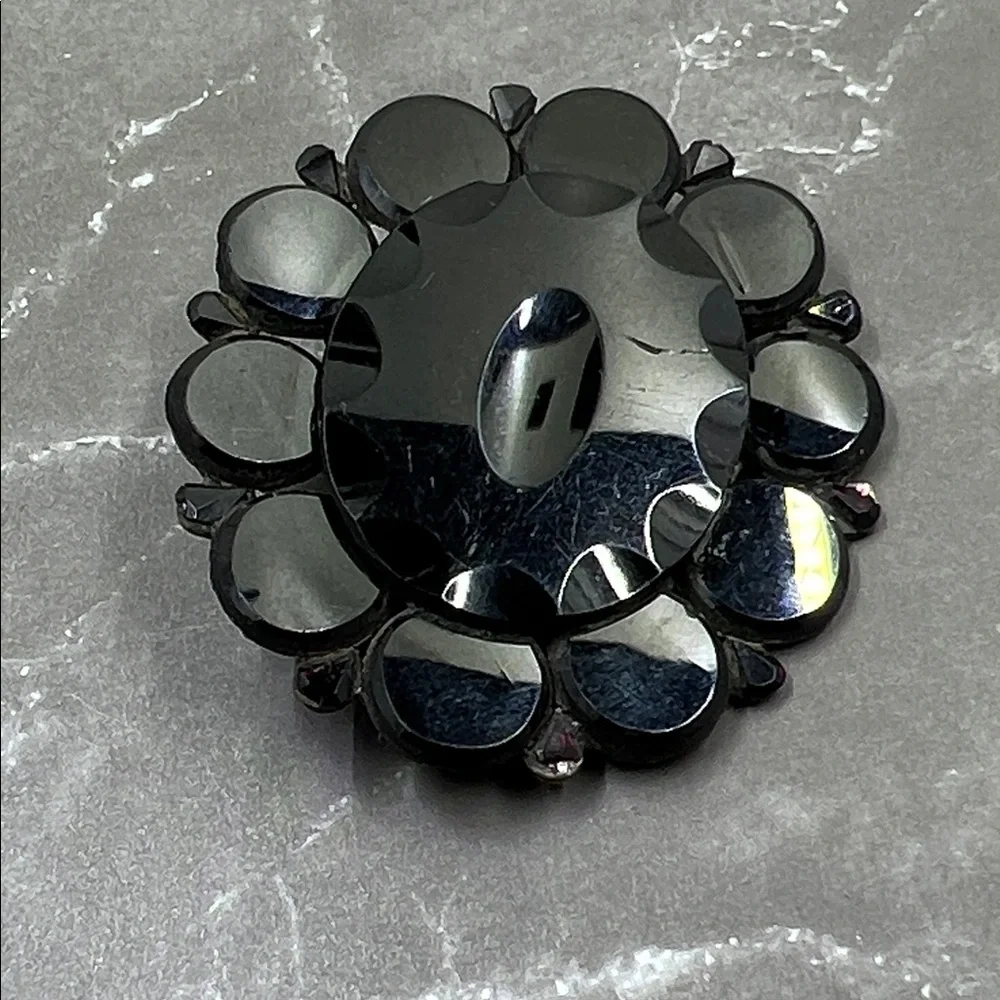 Rare Antique Victorian Black Enamel Mourning Brooch Pin - Picture 2 of 9